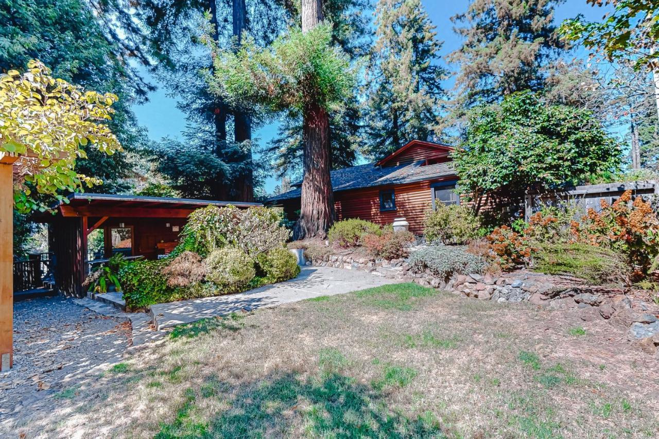 Antler River Lodge Guerneville Exterior photo